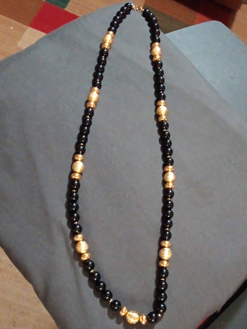 Elegant Black and Gold Bead Necklace - Women Jewelry